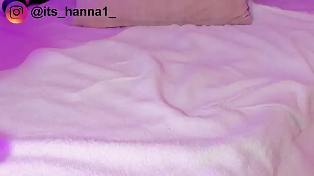cutte hanna18 online show from 07.23.26