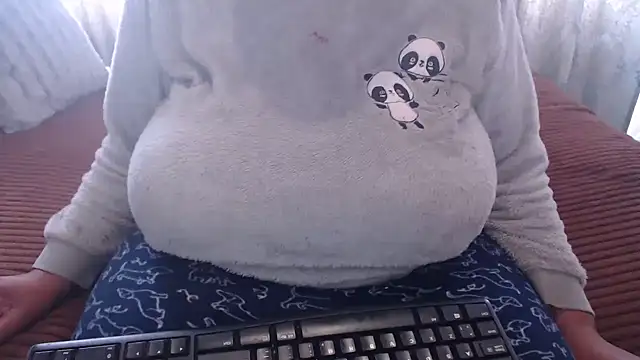 BUBBLYBUNNYxx online show from 05.22.26