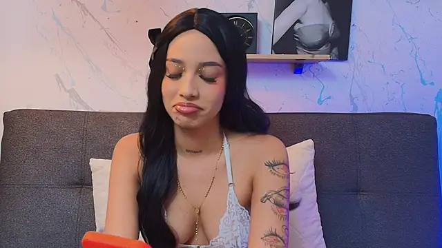 Paulina Lopezz online show from 06.17.26