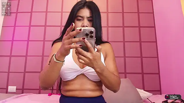 LissMonroe online show from 12.22.25