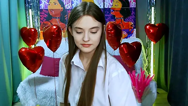 Snapshot of RayWillliams chatting on 02.22.25 RayWillliams online show from 02.22.25