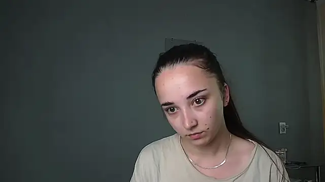 Eva Gloryy online show from 06.25.26