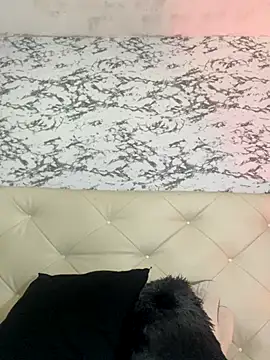 Snapshot of Lili__taylor chatting on 10.28.25 Lili taylor online show from 10.28.25