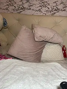 Lili  taylor online show from 03.02.26