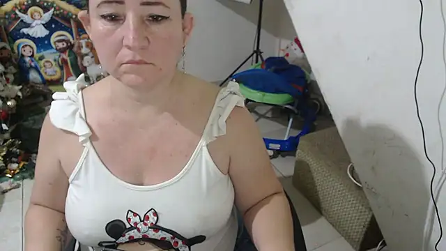 Snapshot of Yohis_Kiut25 chatting on 12.01.25 Yohis Kiut25 online show from 12.01.25