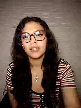 Snapshot of enid_greins chatting on 02.08.25 enid greins online show from 02.08.25