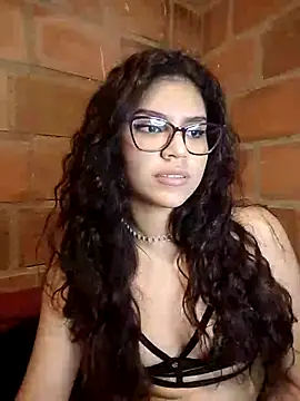 Snapshot of enid_greins chatting on 02.19.25 enid greins online show from 02.19.25