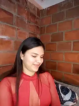 Snapshot of enid_greins chatting on 10.18.25 enid greins online show from 10.18.25