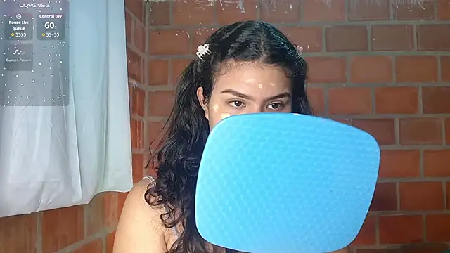 Snapshot of enid_greins chatting on 11.23.25 enid greins online show from 11.23.25