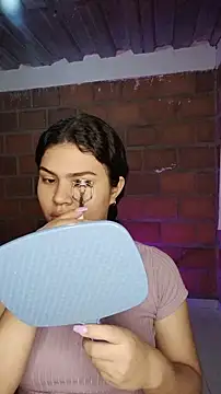 Snapshot of enid_greins chatting on 12.16.25 enid greins online show from 12.16.25