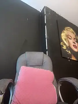 viktoria davis  online show from 09.11.25