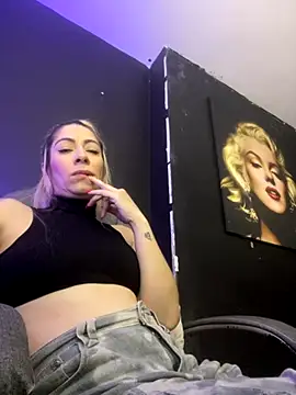 viktoria davis  online show from 09.13.25