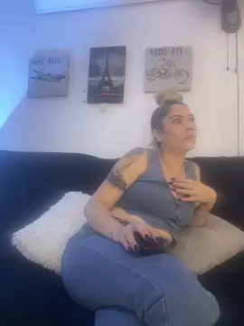 Snapshot of viktoria_davis_ chatting on 05.09.26 viktoria davis online show from 05.09.26