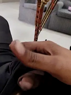 Snapshot of Danny88990@xh chatting on 12.16.25 Danny88990xh online show from 12.16.25