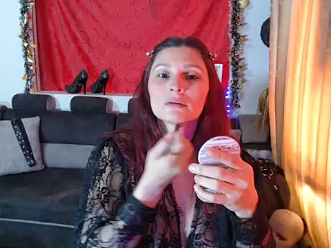 Snapshot of sachaclinford chatting on 11.27.25 sachaclinford online show from 11.27.25