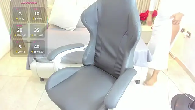 Snapshot of Zulema_hamdi chatting on 09.11.25 Zulema hamdi online show from 09.11.25