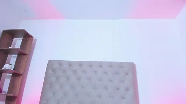 Dayana  Ospina online show from 02.25.25