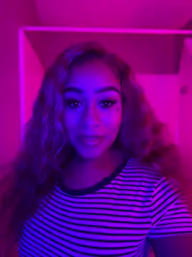 Snapshot of hazelbaby8880 chatting on 01.28.25 hazelbaby8880 online show from 01.28.25