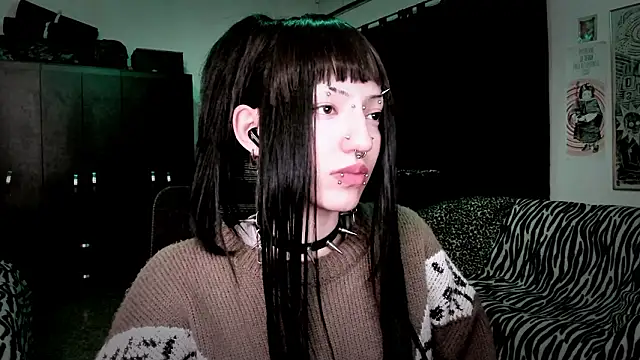 Snapshot of roxy_toxic chatting on 03.03.26 roxy toxic online show from 03.03.26