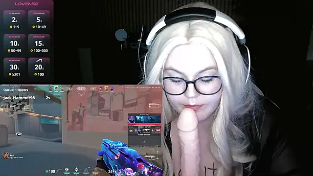 EveBaker04 online show from 03.02.25