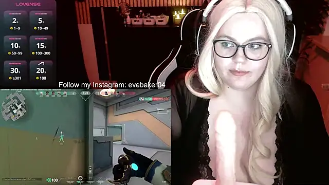 EveBaker04 online show from 03.05.25