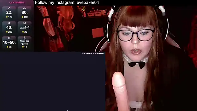 EveBaker04 online show from 03.14.25