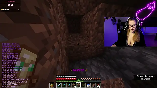 EveBaker04 online show from 10.12.25