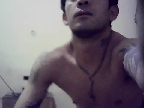 EstebanAkyLu online show from 11.20.25