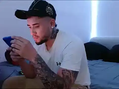 Lliam 2 online show from 02.01.25