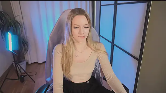 katt  y online show from 02.25.25