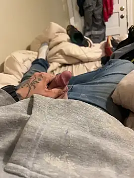 Snapshot of biggzee6 chatting on 01.13.26 biggzee6 online show from 01.13.26