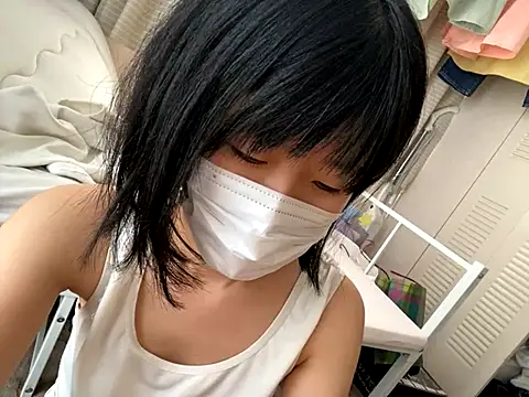 Snapshot of riri_riri_jp chatting on 10.13.25 riri riri jp online show from 10.13.25