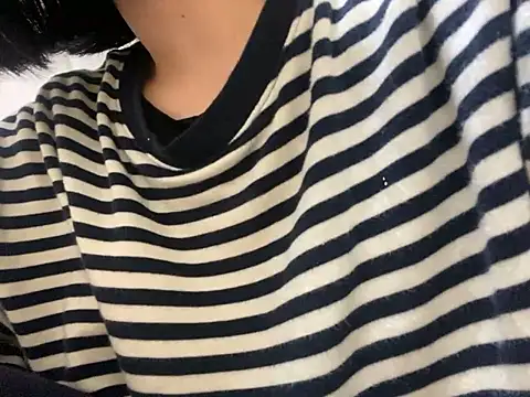 Snapshot of riri_riri_jp chatting on 11.08.25 riri riri jp online show from 11.08.25