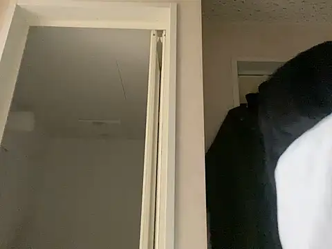 Snapshot of riri_riri_jp chatting on 11.12.25 riri riri jp online show from 11.12.25