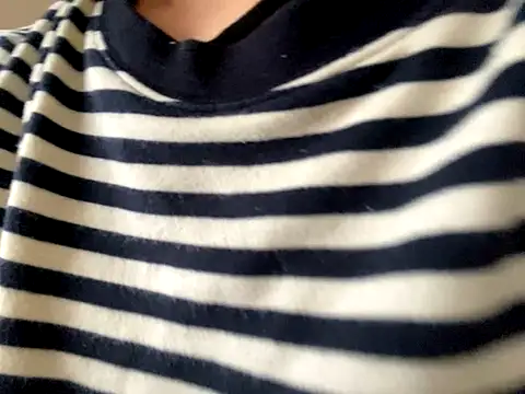 Snapshot of riri_riri_jp chatting on 11.16.25 riri riri jp online show from 11.16.25