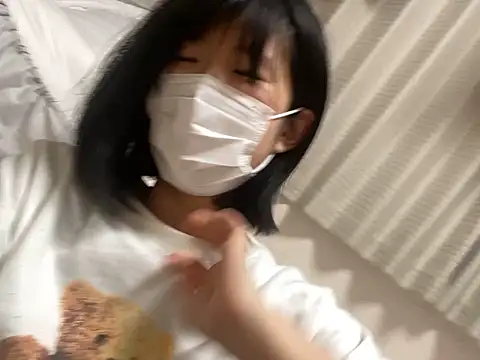 Snapshot of riri_riri_jp chatting on 12.01.25 riri riri jp online show from 12.01.25