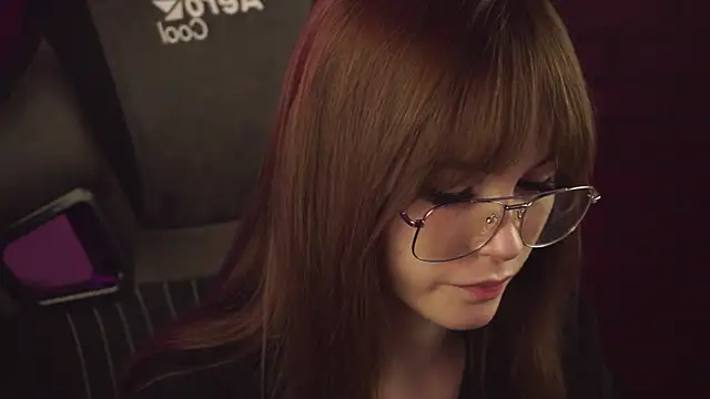 DakotaaJohnnson online show from 02.01.25