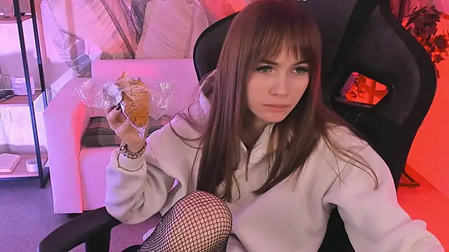 DakotaaJohnnson online show from 02.24.25