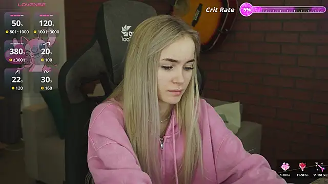 DakotaaJohnnson online show from 11.01.25