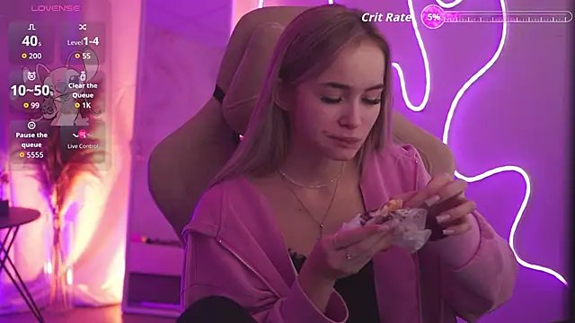 DakotaaJohnnson online show from 11.13.25