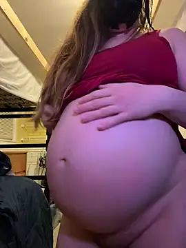 pregnant bella  online show from 02.01.25