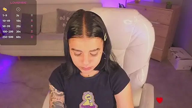 Nicole Foxx  online show from 01.18.26