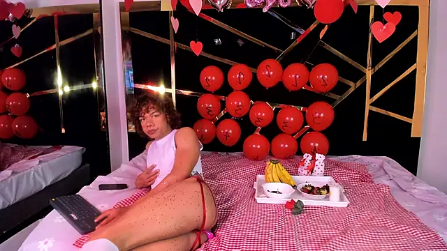 Snapshot of DanteAndKyle chatting on 02.15.25 DanteAndKyle online show from 02.15.25