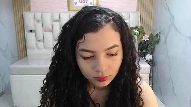 shalon diaz s online show from 11.19.25