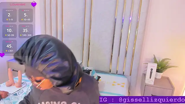 Liincostelloo online show from 10.10.25