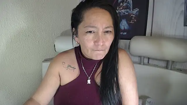 Snapshot of JULIANAWET69 chatting on 01.12.25 JULIANAWET69 online show from 01.12.25