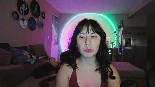 Snapshot of GinnyDelice chatting on 01.11.26 GinnyDelice online show from 01.11.26