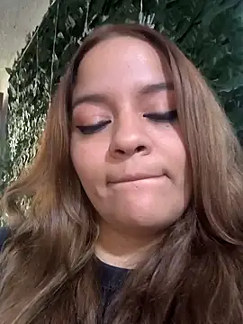 victoria  floyd online show from 02.24.25