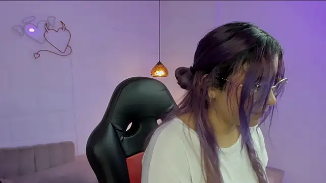 Hiraku dl online show from 03.17.25