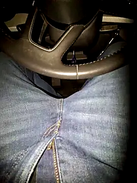 Nzino1983 online show from 03.14.26